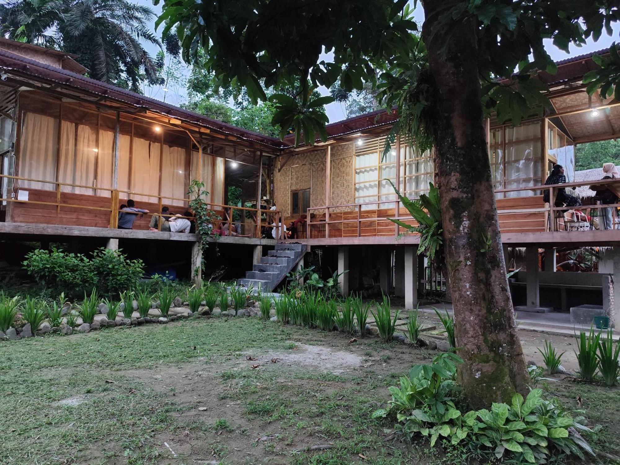 Bua Guesthouse Tangkahan المظهر الخارجي الصورة